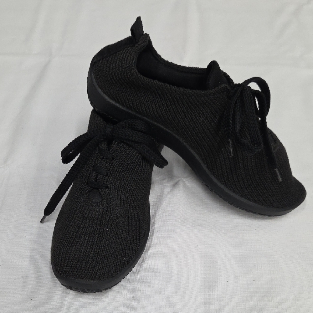 Arcopedico Kids Black Knit Sneakers